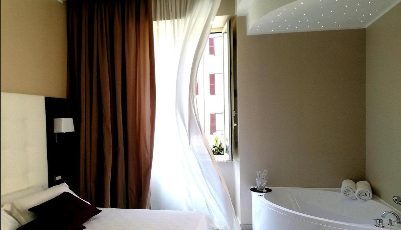 Roman Holidays Boutique Экстерьер фото